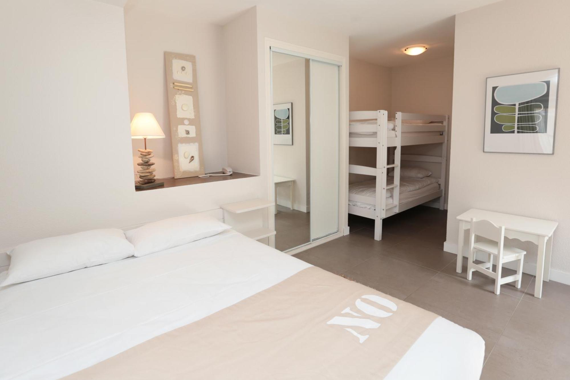 Hotel Autre Mer นัวร์มูติเย-ออง-ลิล ห้อง รูปภาพ